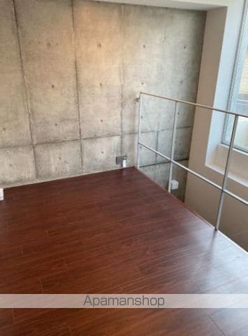 LEGALAND祐天寺の内装写真