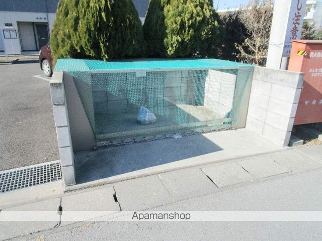 レオパレスMファインの外観写真