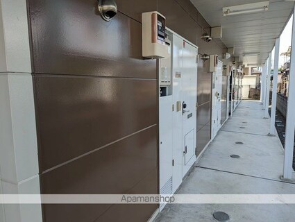 レオパレスアンソレイエ[1K/23.18m2]のエントランス