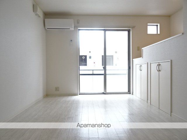 LAPISLAZULICの内装写真