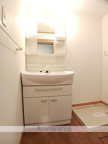 グランドゥールあおばCの内装写真