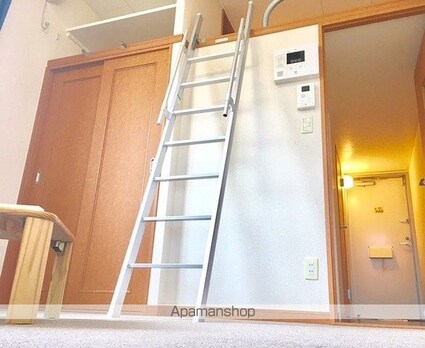 レオパレスけやきⅡ[1K/18.79m2]のリビング・居間2
