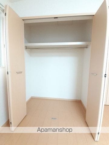 ターナリーVの内装写真
