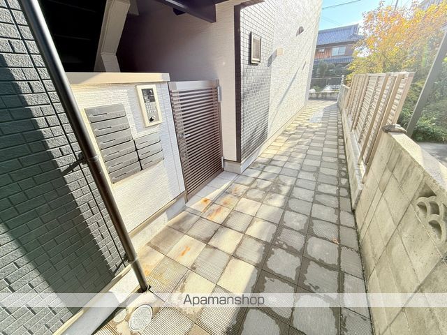 ALEGRIA鴻池新田の玄関写真