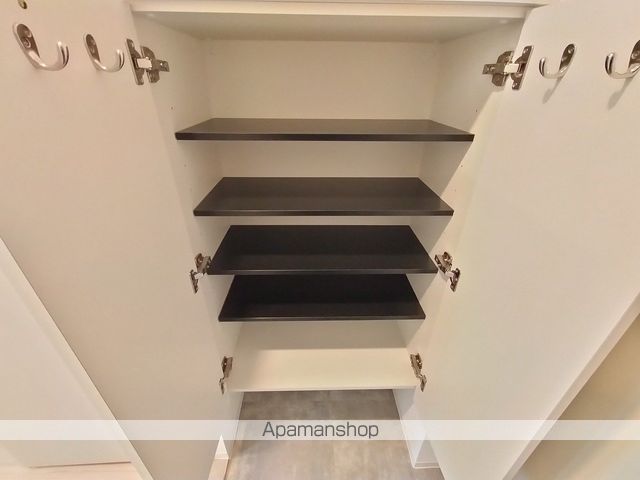 ADVANCE江坂ラシュレの内装写真