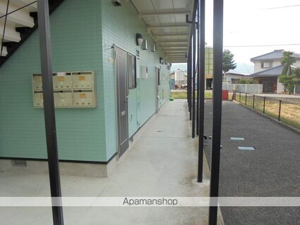 アリコ・ヴェールＢ[2DK/40.04m2]のエントランス