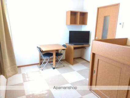 レオパレスラ　スリーズ[1K/26.08m2]のリビング・居間