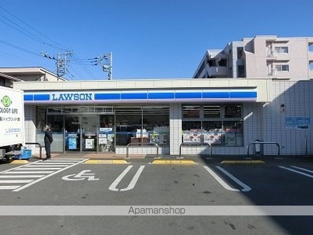 レオパレスラッフィナートの周辺写真