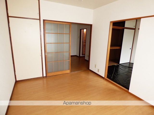 apartment 茨城県稲敷郡阿見町大字廻戸
地図を見る