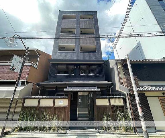 FLAIR京都五条烏丸の外観写真