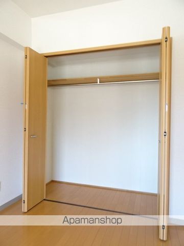 オット・アンダーレの内装写真