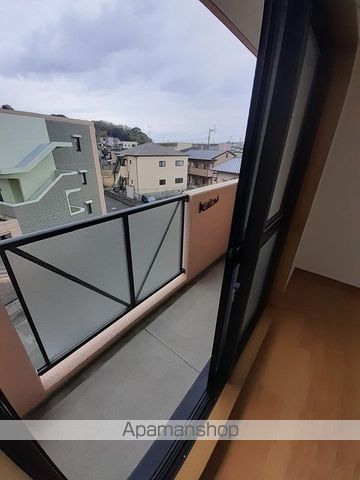 ジュネス黒髪の内装写真