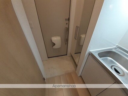 ラフテル[1K/26.72m2]の玄関