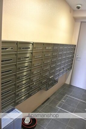 東京都荒川区荒川２丁目[2LDK/60m2]の共用部2