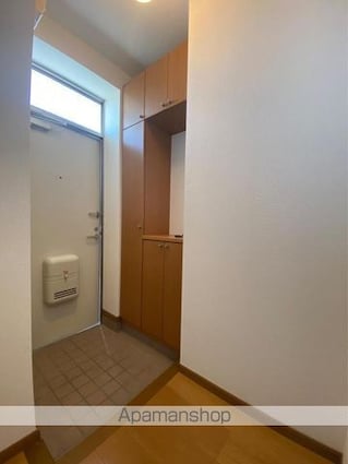 Ｍ・Ｋハイツ[2DK/45.82m2]の玄関