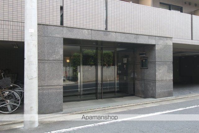 東京都杉並区和田１丁目[1K/20.35m2]のエントランス