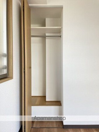 スカイコートヴァンテアン早稲田[1K/23.19m2]の収納