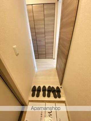 リリックガーデン[2LDK/59.58m2]の玄関