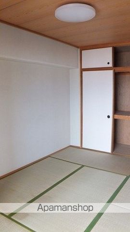 サーパス空港通の内装写真