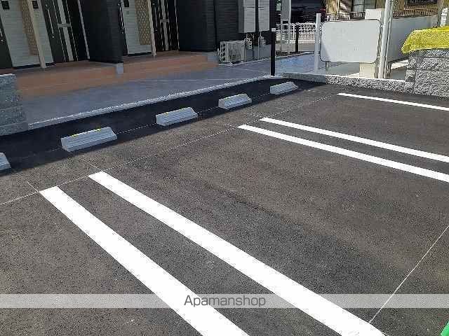 メゾン　フルール　Ａ[1LDK/50.08m2]の駐車場