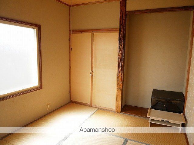 日の出台9丁目 貸家の内装写真
