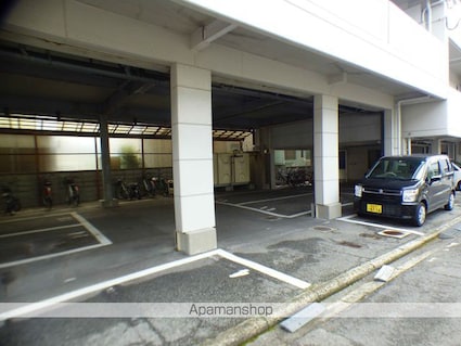 アルト今治Ⅱ[1R/28m2]の駐車場