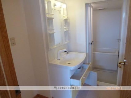 レフィナード[2LDK/49.07m2]の洗面所