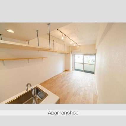 藤和新宿番衆町コープ[1R/27.9m2]のリビング・居間1