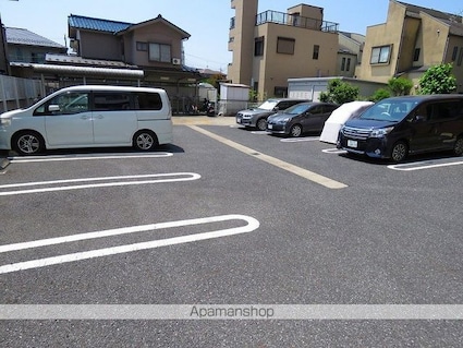 グラン・リーオ[1K/30.98m2]の駐車場2