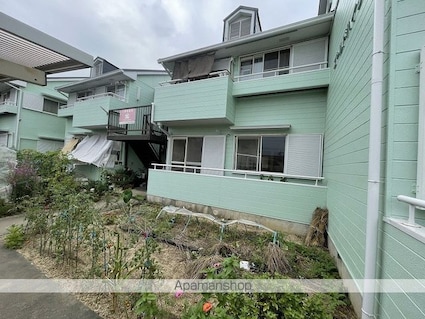 ゴールドハイツ[2LDK/45m2]のエントランス