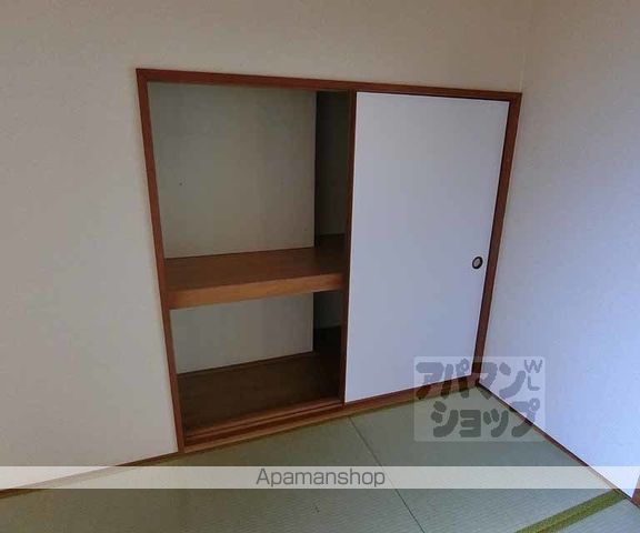 西院春栄町貸家の内装写真