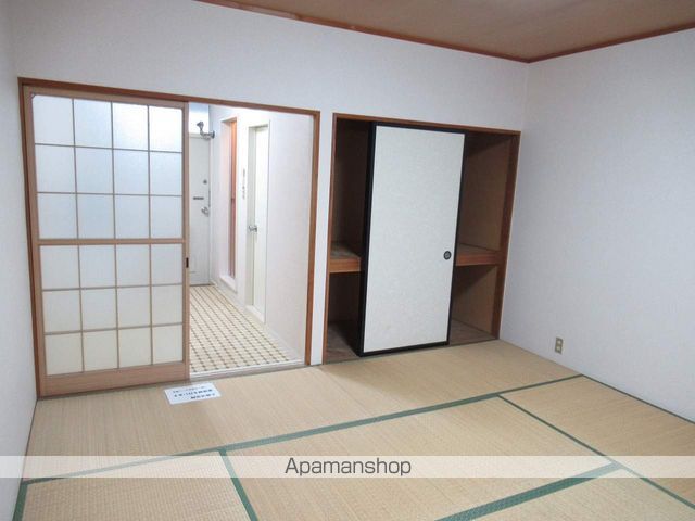 ルミネ加賀野の内装写真