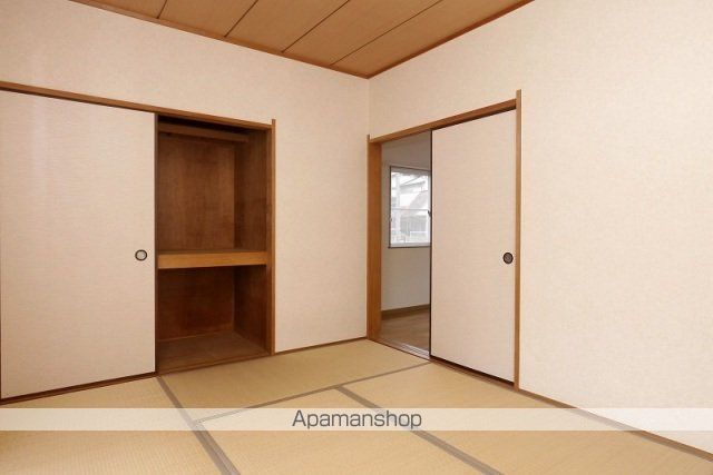 エミール4の内装写真