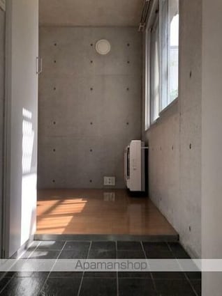 サンドエル若葉[1R/36.45m2]の玄関