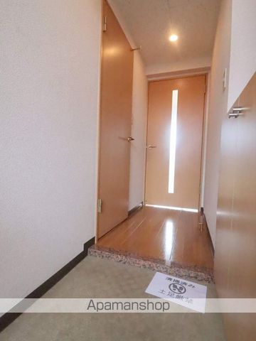 カラコレスの内装写真