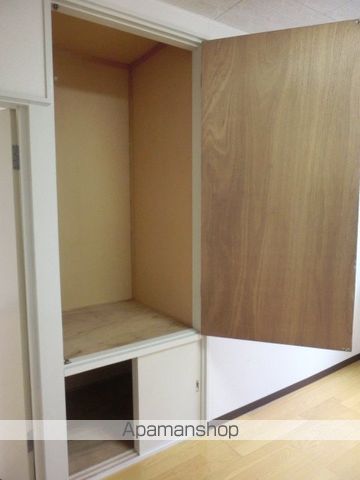 プレサントKハイツ 3号棟の内装写真