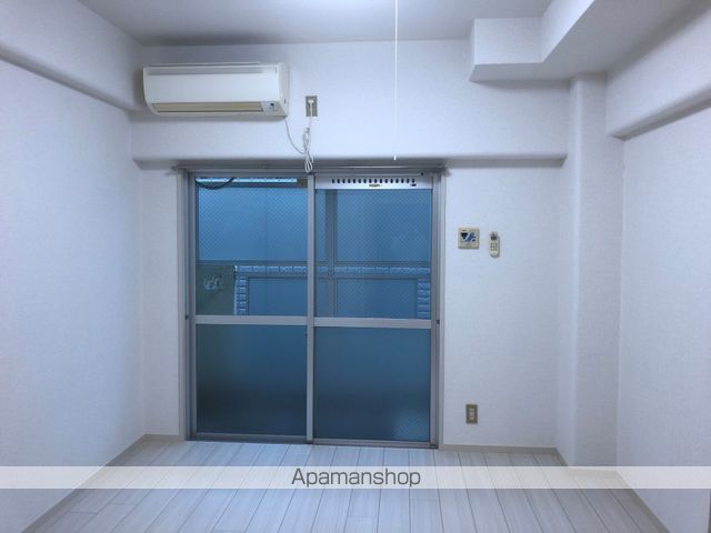光栄ハイツ芥川の内装写真