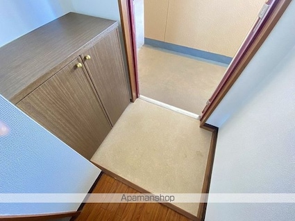 サン・ボニール[2LDK/55.42m2]の玄関