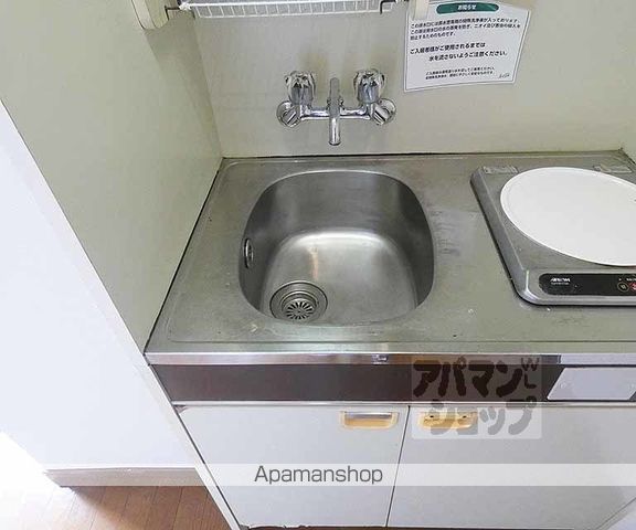 みどりやビルの内装写真