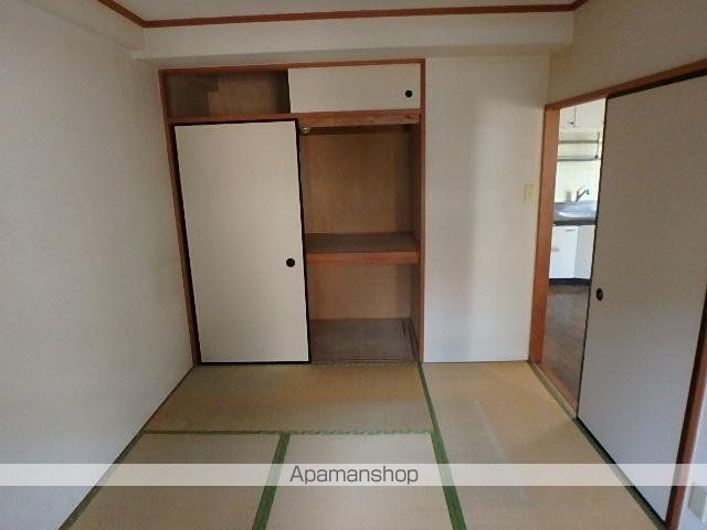 メゾンデフォンティヌの内装写真