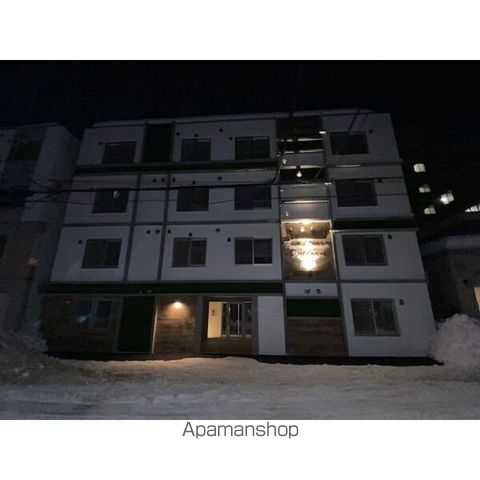 Four Stream Residence南6条の外観写真