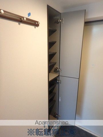 クローバー円山南の内装写真