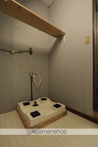 徳島線 鴨島駅 徒歩3分 3階建 築51年の内装写真