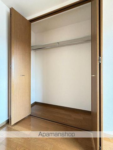 ニューエスト石丸Iの内装写真