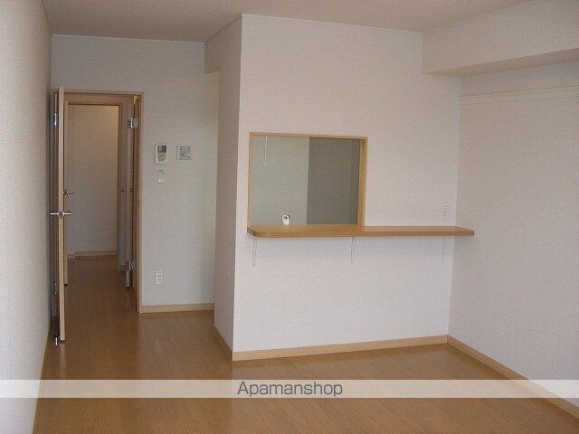 レオネクストＳＨＯＩＮ[1LDK/56.04m2]のリビング・居間