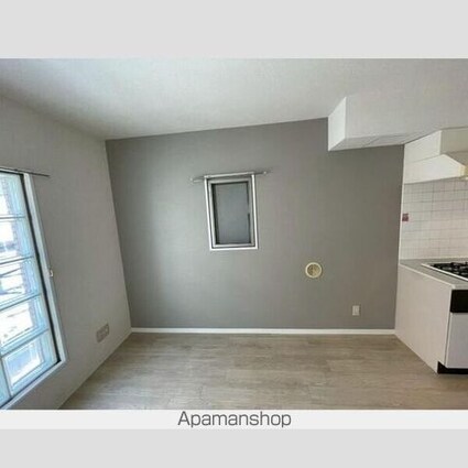 パレ・ホームズ新橋[1LDK/31.31m2]のリビング・居間2