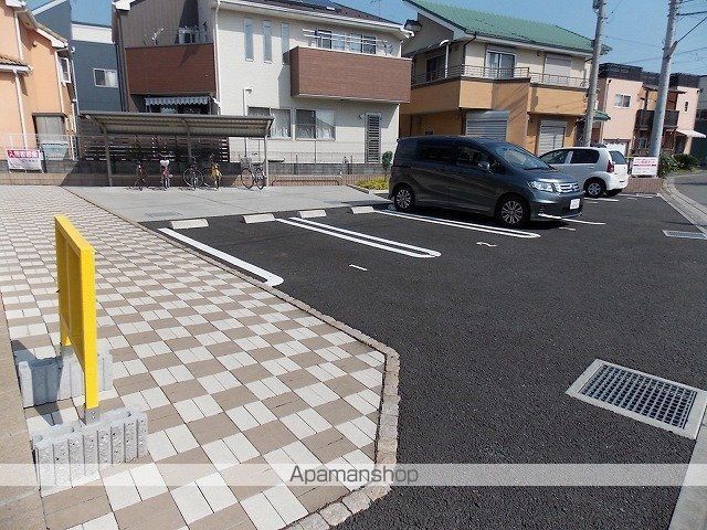 【武蔵村山市三ツ木のアパートの写真】