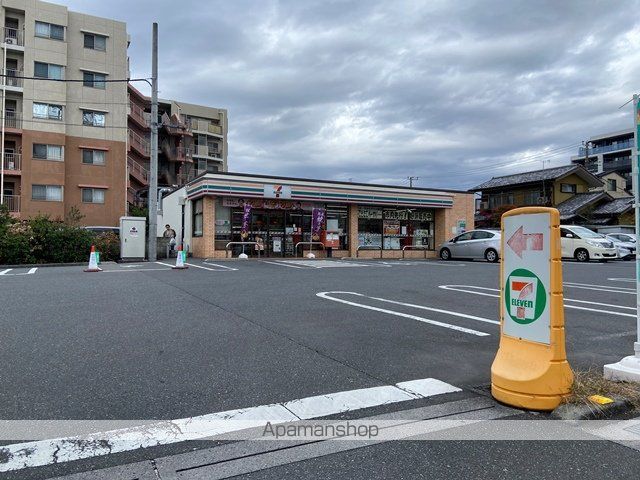 リブリ・ジュネスIVの周辺写真