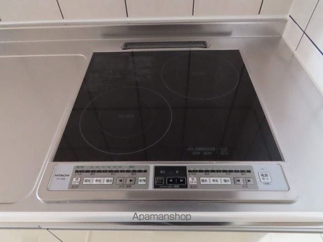 AZALEAの内装写真