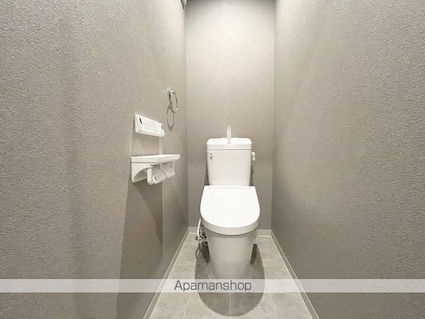 ビバン・メゾン[1LDK/84.34m2]のトイレ